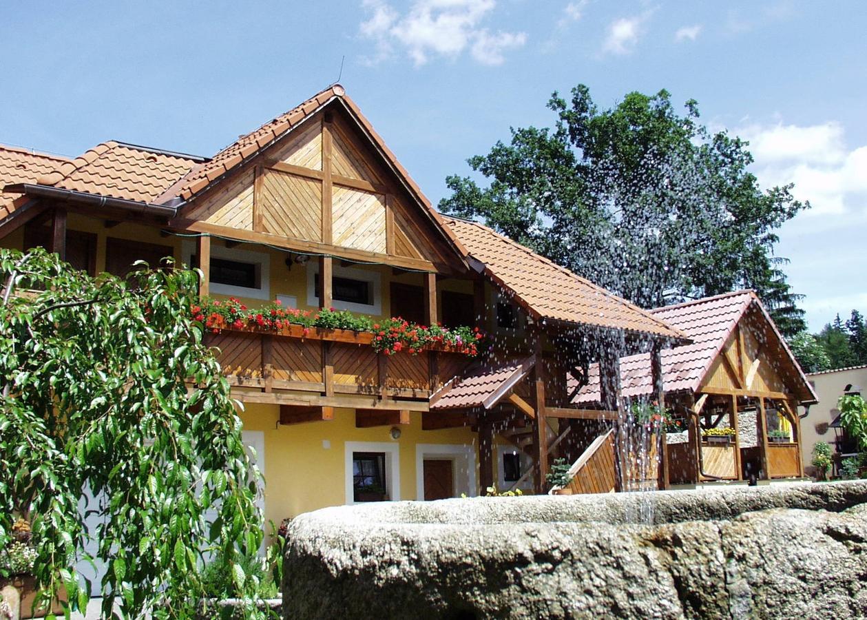 Penzion U Candru Vyšší Brod Exterior foto